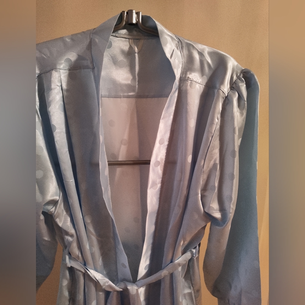 NWOT silky polkadot robe - Picture 3 of 5